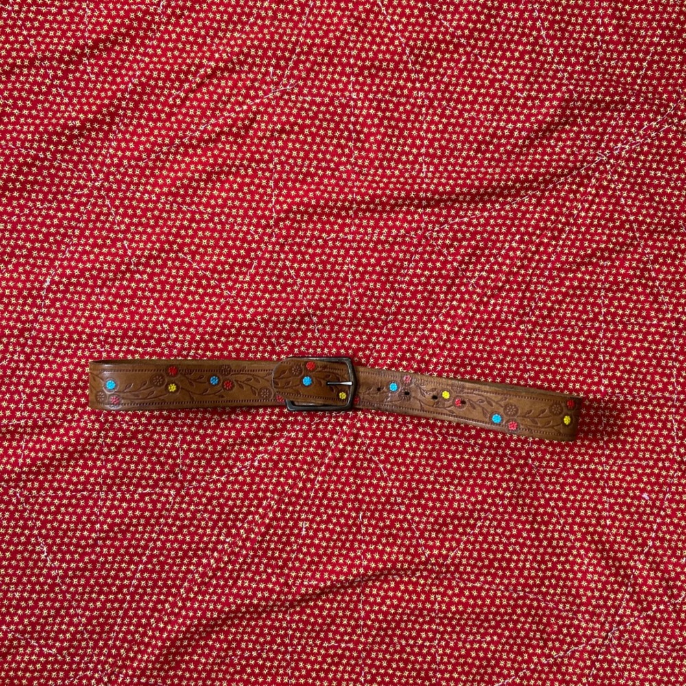 Vintage Brown Tooled Leather Floral Belt Painted Flowers Boho 70s Style